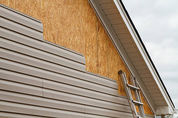 24/7 Emergency Vinyl Siding experts in Covington, TN